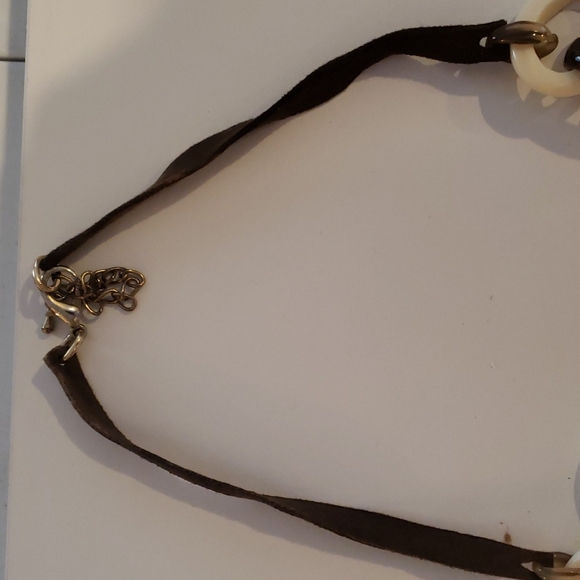 Unique Tortoiseshell and Cream Bohemian Necklace with faux leather strap - Picture 2 of 2